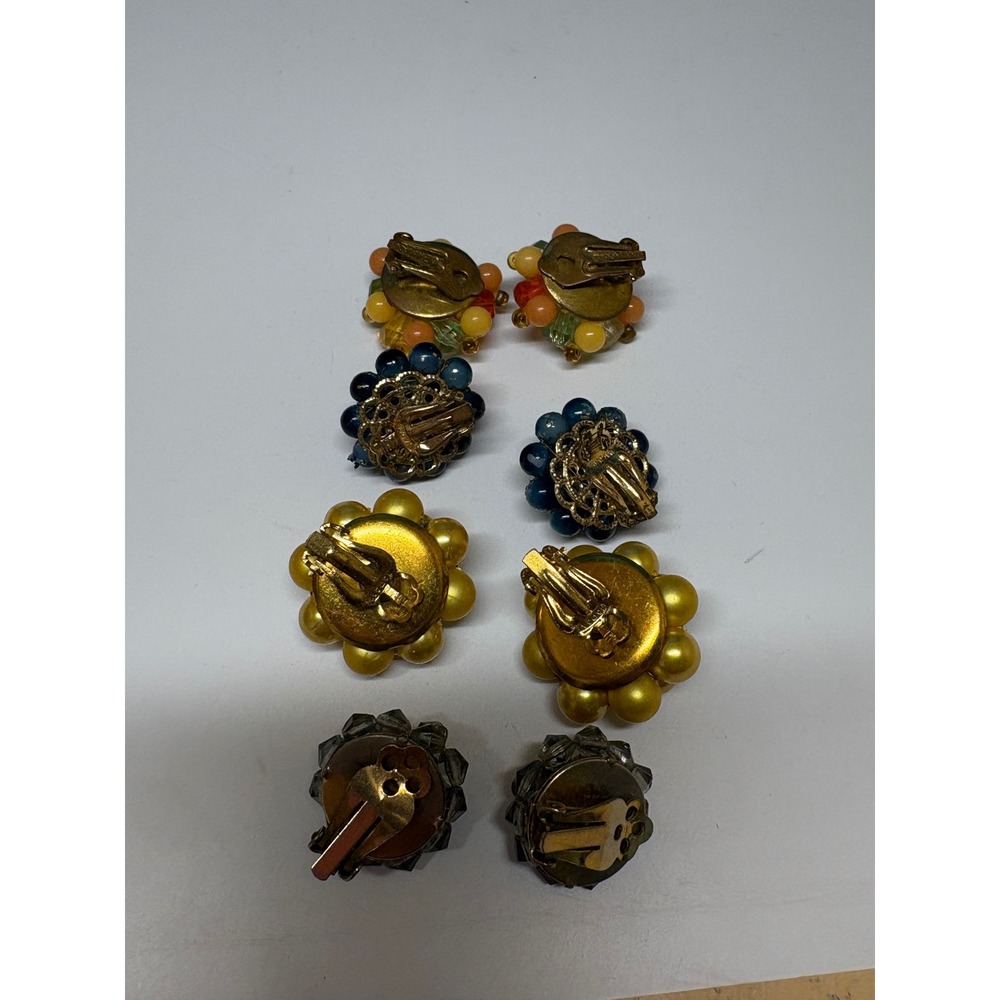 Vintage Clip On Earring Lot 4 Pairs Cluster Beaded Pearl Crystal Mid Century MCM - Picture 4 of 6